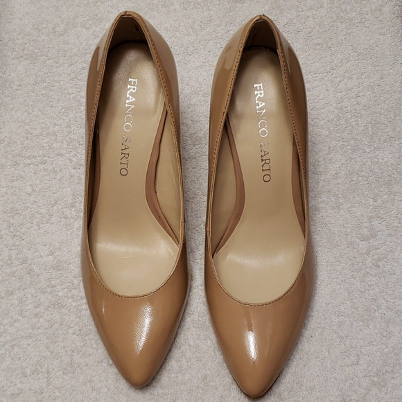 Franco Sarto patent leather, nude, pointed toe, 7M - Picture 2 of 12